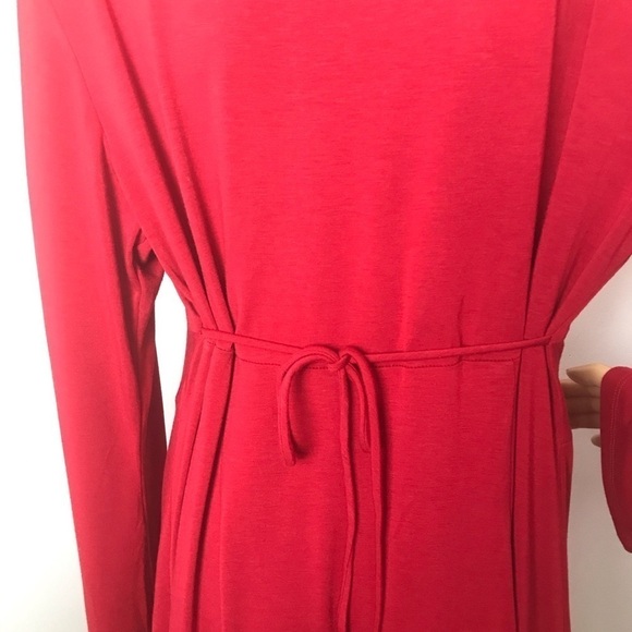 Motherhood Maternity Red Dress – XL with Knot Front & Tie Back - Picture 4 of 10